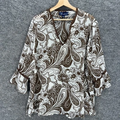 Blusa Susan Graver Mujer 1X Plus Blanca Paisley Cuello en V Manga 3/4 Informal Foto 1 de 4