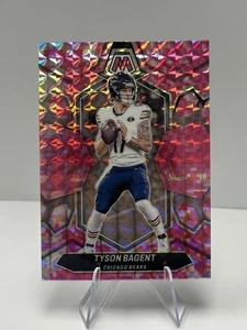Mosaico Panini 2024 - Tyson Bagent #36 camuflaje rosa mosaico Prizm - Imagen 1 de 2