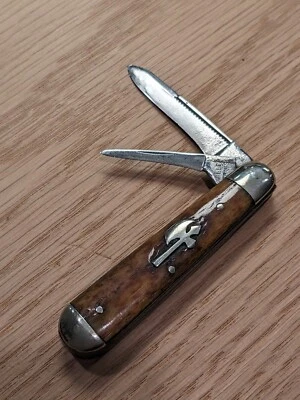 Rare Millers Bros Battle Axe Bone Pocket Knife, two blades - Image 1 of 4