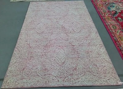 PINK / IVORY 5'-0" x 8'-0" Flaw in Rug, Reduced Price 1172775704 MET998U-5 - Image 1 of 4