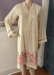 NWT Sapphire Ethnic Caftan Dress Medium Embroidered Eyelet Beige Pink Floral - Picture 1 of 14
