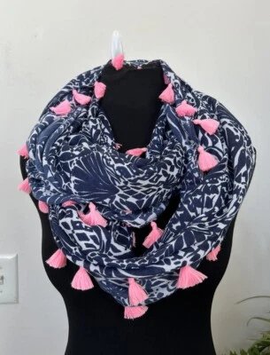 Nueva bufanda infinita Lilly Pulitzer para mujer con pompones azul/blanco/rosa fluorescente Foto 1 de 3