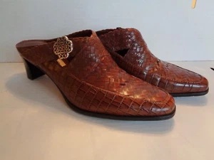 Brighton TWAIN Brown Leather Mules Heels Shoes 8M - New Without Box - Picture 1 of 2