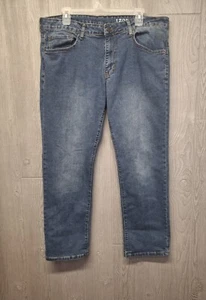 IZOD Jeans Mens 36x30 Fits 38X29 Comfort Stretch Straight Leg Denim Mid  Rise - Picture 1 of 13