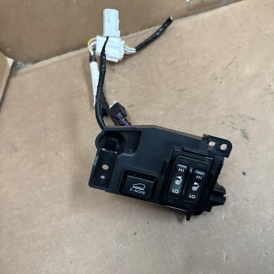 2018 2019 2020 - 2023 Subaru Crosstrek Console Heated Seat Switch Harness 2825 - Image 1 of 4