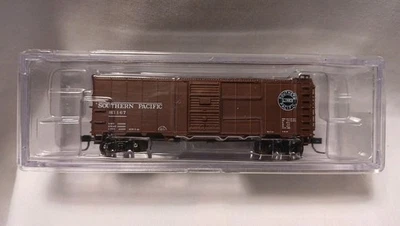 66013-30/61167 Southern Pacific Lines 12 Panel 40' Boxcar Intermountain N-scale - Image 1 of 4