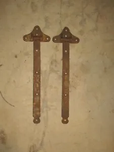 Antique Set Of 2 Matching Cast Iron Barn Door Strap Hinges 22" Length 1 1/2 Wide