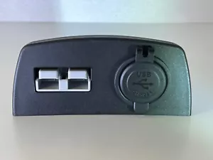 50A ANDERSON PLUG + DUAL USB 4.2A CHARGER POWER SOCKET OUTLET SURFACE MOUNT 4X4 - Picture 1 of 4