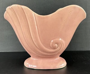 Jarrón jardinera vintage pincel McCoy cerámica rosa #203 Nautilus Shell mediados de siglo - Imagen 1 de 12