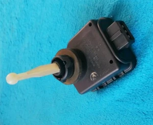 Ford Scorpio MK2 Scheinwerfer Stellmotor Oldtimer  - Picture 1 of 3