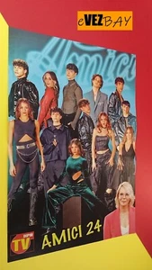 FREUNDE von Maria de Filippi - POSTER - 2025 Bild Sängerin Tänzerin Latein - Bild 1 von 2