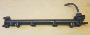 MGF MGGTF INYECTOR DE COMBUSTIBLE LÍNEA RIEL MJN100470 MKW10016 Genuino MG Pieza Nueva - Imagen 1 de 5