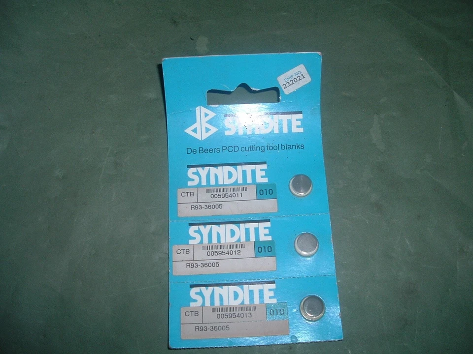 DE BEERS SYNDITE CUTTING TOOL BLANKS PCD R93-36005 X 3  SHOWN NEW SEAL PACKAGED - Image 1 of 1