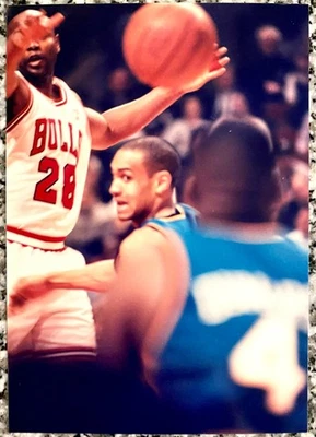 1990's Grant Hill "Grant Hill Fights for the Loose Ball" Type 1 Original Photo - Image 1 of 2