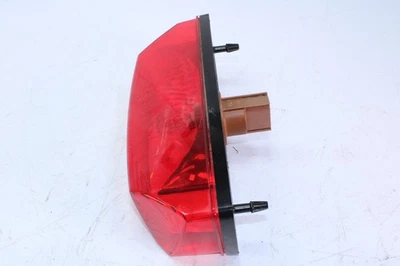 Luz trasera Arctic Cat 650 2006 4x4 H1 automática OEM 0509-022 Foto 1 de 4