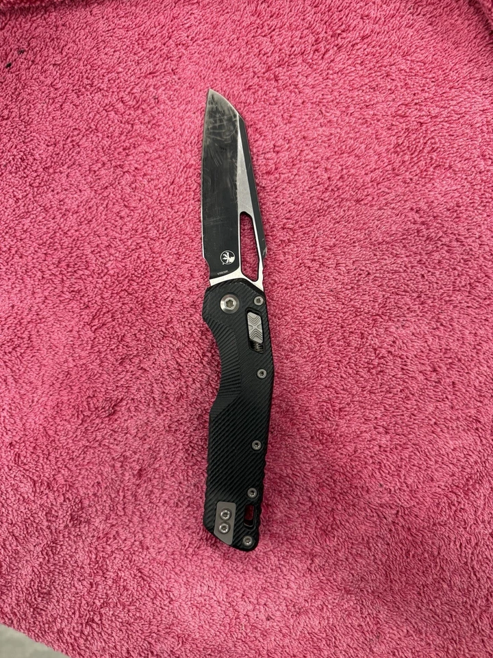 MICROTECH MSI BLACK SE STD FLUTED G-10 BLACK (210-1FLGTBK) Used - Image 1 of 4
