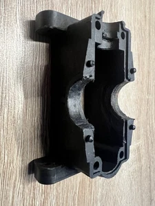 Vintage Thunder Tiger DT-10 Upper / Lower Transmission Halves PD0254 - Used - Picture 1 of 6