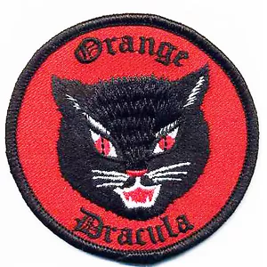 EMBROIDERED CLOTH PATCH ORANGE DRACULA Black Cat Halloween - Picture 1 of 1