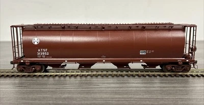 Overland Models HO Brass OMI-3203.1 Hawker-Siddeley Grain Hopper ATSF #313952 - Image 1 of 4