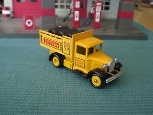 Lledo Ford  A 1934 Days Gone Pirelli Delivery Truck