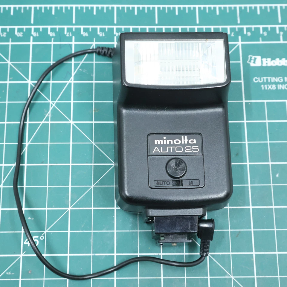 Flash de cámara Minolta modelo automático 25 para XD XG SRT sin probar Foto 1 de 4