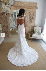 Australian Designer Kate Gubanyi Sample Wedding Dress EUC Size 8 Beach Bride - Picture 1 of 3