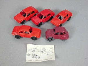 AUTOS: Schwungradfahrzeuge versch. Serien 80er Jahre - 5 versch. rot + 1 BPZ - Bild 1 von 1