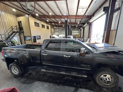 Chevrolet Silverado 3500 camioneta 2015-2019 cilindro maestro Foto 1 de 4