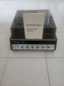 Masterwork M-509 Stereophonic Solid State High-Fidelity Turntable & Radio - Picture 1 of 9