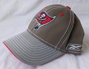 Tampa Bay Buccaneers Reebok NFL On Field Apparel Cap Hat Fitted M/L NWOT - Picture 1 of 10