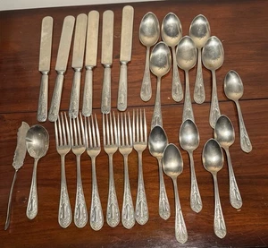 Cubiertos vintage florales Rogers níquel plata 26 piezas 6 cada tenedor cuchillo cuchara - Imagen 1 de 6