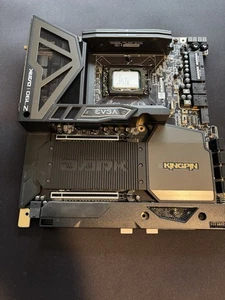 EVGA Z790 Dark Kingpin w/13900KS CPU, 64GB RAM, 1.5TB M.2 NVME SSD - Afbeelding 1 van 3