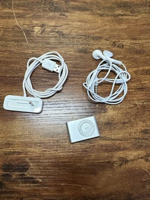 Apple Ipod Shuffle in  Model No. A1204  - Image 1 of 4