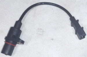 Crankshaft Position Sensor fits 2000-2011 Hyundai Accent Kia Rio # 3918026900 - Picture 1 of 2