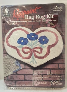 Vintage Rugpoint Suzanne McNeill Flowers In Heart Rag Rug Kit 24x30 NIP - Picture 1 of 3
