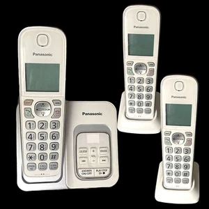 Panasonic KX-TGD530 Phone Answering System Machine THREE (3) Handsets KX-TGDA50W - Picture 1 of 8