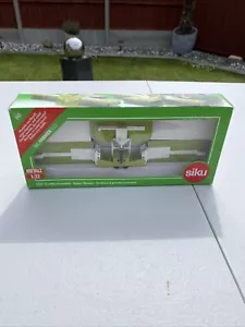 Siku Farmer Serie 2265 CLAAS CORTO 8100 F Large Area Rotary MowersClaas Green . - Picture 1 of 11