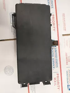 TOTALLY INTEGRATED POWER FUSE BOX 2006 DODGE RAM PICKUP # P56049888AJ 56049888AJ - Bild 1 von 12