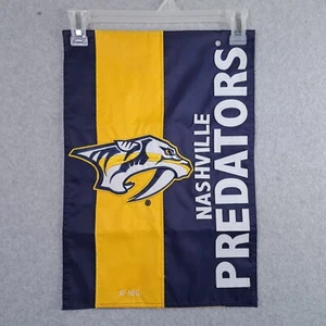 "Bandera de porche bordada jardín yarda de jardín de Nashville Predators 12"" X 18" - Imagen 1 de 9