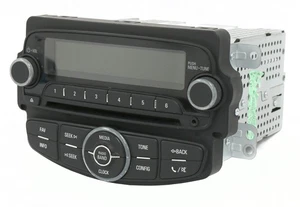 2014 Chevrolet Sonic AM FM Radio mp3 CD Player w Aux 95365926 Option Code UH7 - Picture 1 of 6