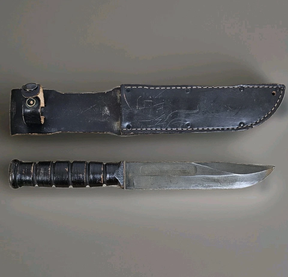 Vintage Camillus Fixed Blade Fighting Knife USMC With Sheath  - Image 1 of 4