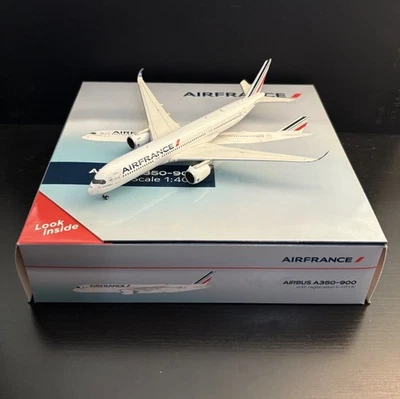 GeminiJets 1:400 Air France Airbus A350-900 F-HTYA GJAFR1883 Diecast Scale Model - Image 1 of 4