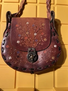 Vintage Schultertasche aus handbesetztem Leder mit Blumenmuster - Bild 1 von 8