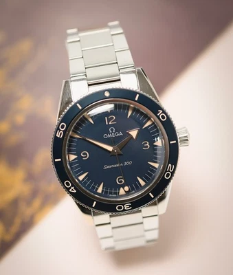 Omega Seamaster 300 Heritage 2022 | Full Set | A Beautiful Blue Dialled Omega - Image 1 of 4