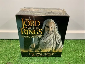Il Signore degli Anelli TCG - Le Due Torri Deluxe Starter Set - Sigillato in fabbrica - Foto 1 di 9