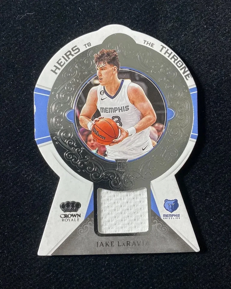 2022-23 Panini Crown Royale RC Heirs to the Throne Jake LaRavia Patch KM022 - Image 1 of 4