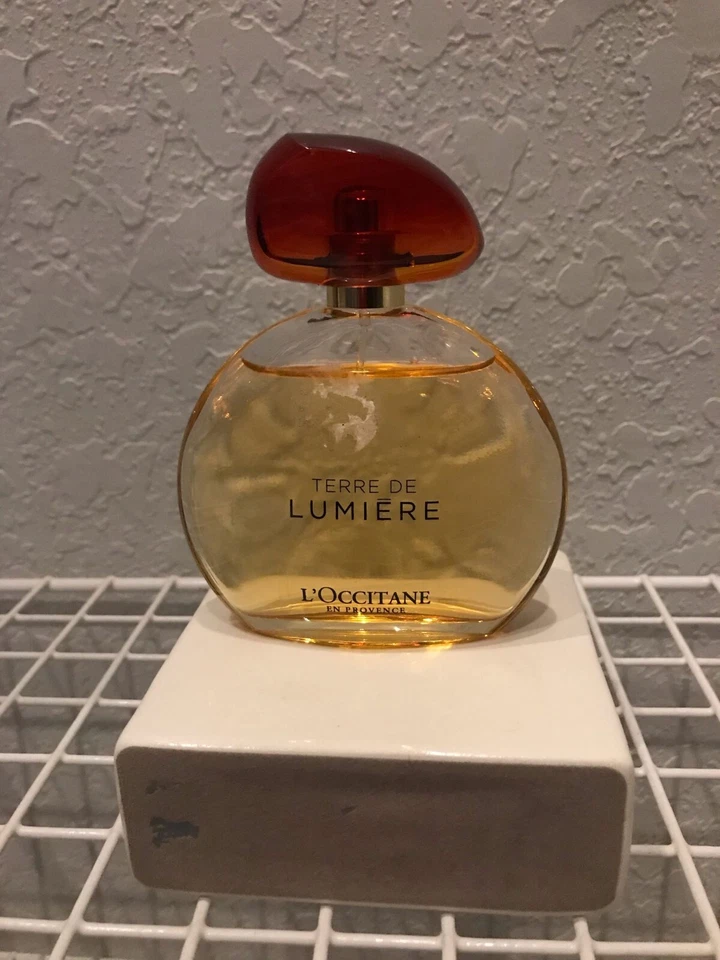 Very Rare L'Occitane En Provence Terre De Lumiere Eau de Parfum Spray 3 oz - Image 1 of 1
