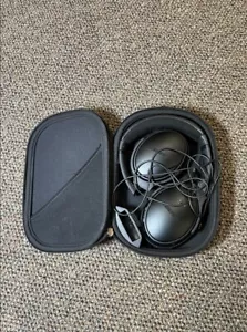 Bose QC35 Quiet Comfort 35 Noise Cancelling Headphones wireless. Pre-owned. - Picture 1 of 7