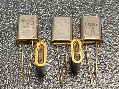 ECS 10-13-1 Thru-Hole Quartz Crystal Oscillator 1.000MHz Frequency (NOS-gold) - Image 1 of 2