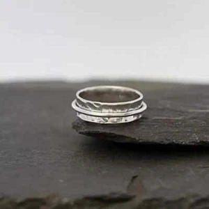 Solid 925 Silver Minimalist Spinner Ring Hammered Ring Anxiety Ring Woman Ring - Picture 1 of 7